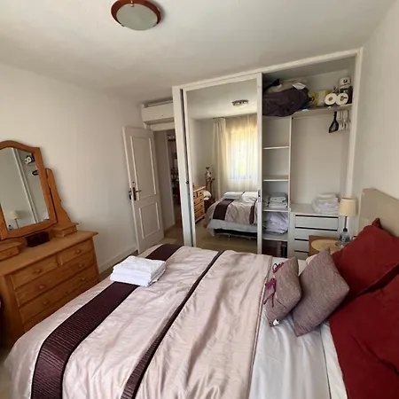 A Large Self Contained With 2 Bedrooms With Balcony - 1 Double And 1 Family With 4 Single Beds Mijas